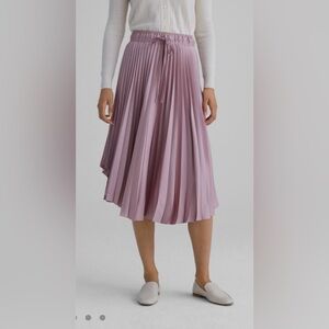 Club Monaco Elasticated Pleated Skirt